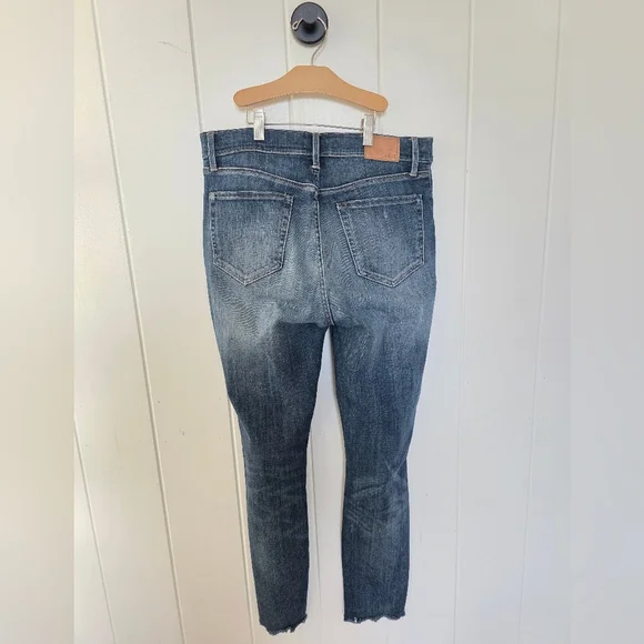 .ABLE The High Rise Distressed Raw Hem Jeans Size 29 - Picture 3 of 4